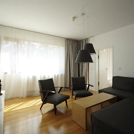 Design In Park Apartment