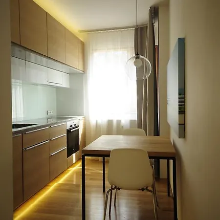 Design In Park Apartment *